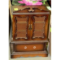 WOODEN MUSCIAL JEWELLERY BOX