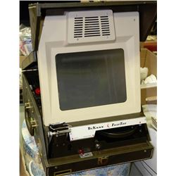 DUKANE FLIP TOP VIDEO MACHINE