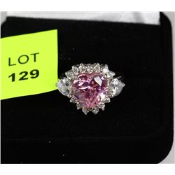 LADIES .925 SILVER RING W/ BEAUTIFUL HEART SHAPED