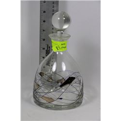ESTATE ART GLASS DECANTER