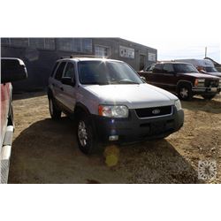 2004 FORD ESCAPE XLT