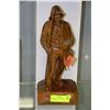 Image 1 : HAND CARVED CARON FISHERMAN SCULPTURE