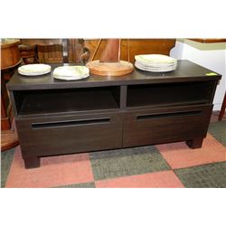 ESTATE BROWN ENTERTAINMENT UNIT W/2