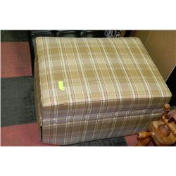 BRAND NEW ETHAN ALLEN OTTOMAN BEIGE STRIPED