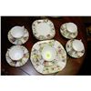 Image 1 : COLLECTION OF ROYAL ALBERT CROWN CHINA ENGLISH
