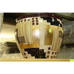 LARGE ABSTRACT PLANTER - 18"