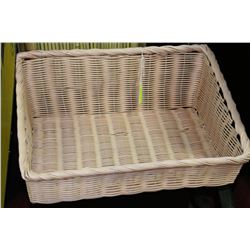 WICKER BASKET