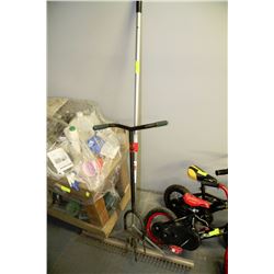 RIDGID COMMERCIAL RAKE AND GARDEN CLAW