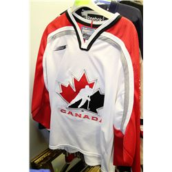 NEW TEAM CANADA JERSEY SIZE LARGE