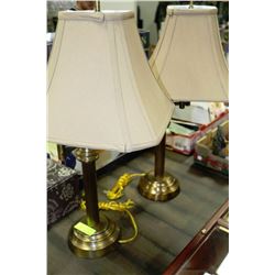 PAIR OF LAMPS