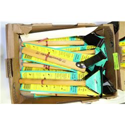 BOX OF HANDHELD CULTIVATORS