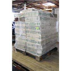 PALLET OF VINYL BASEBOARD-WHITE