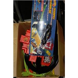 1990'S HOT WHEELS RACING/STUNT SETS WITH ORIGINAL