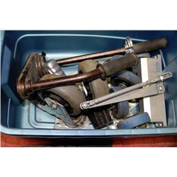 TOTE WITH AUTOMATIC DOOR CLOSER,6 WHEELS