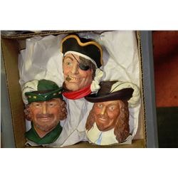 BOX WITH BOSSONS HEADS INCL THE PIRATE,CAVALIER,