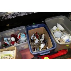 ESTATE 3 TOTE COLLECTION OF COLLECTIBLES