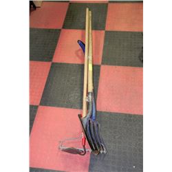 BUNDLE OF FOUR LAWN/GARDEN TOOLS