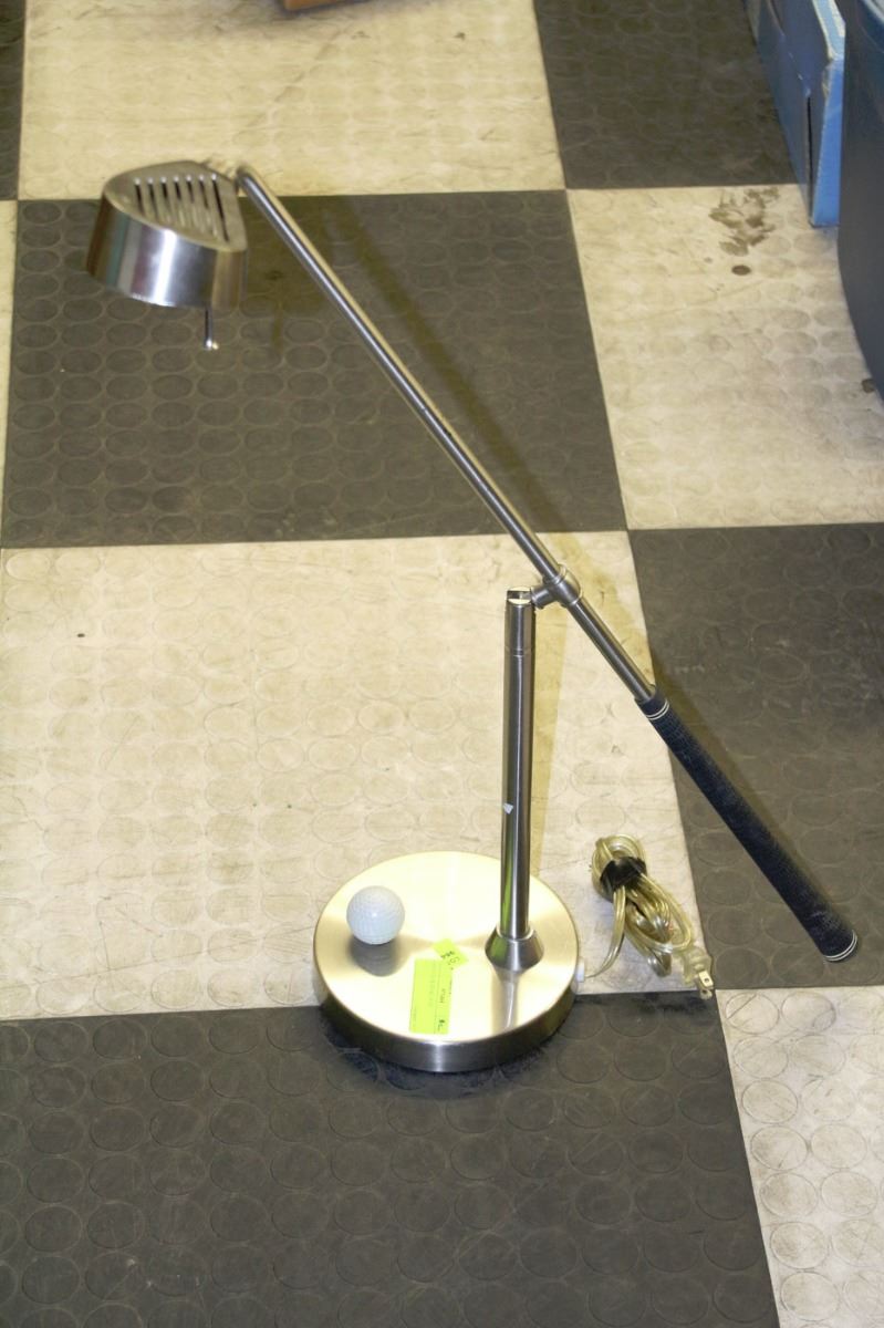 GOLF CLUB DESK LIGHT golf-club-desk-light
