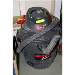 SHOP VACUUM 8 GALLON