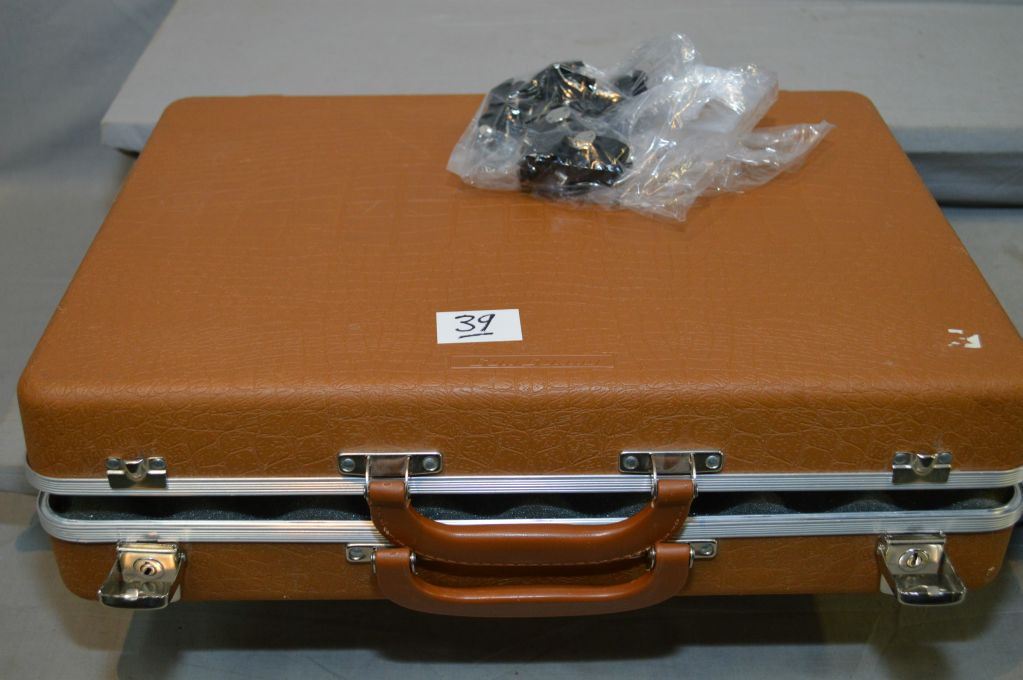 Lot Tan Gun Guard Pistol Case [ foam lined ] w/ key under foam also Twelve screw trigger locks w