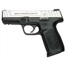 Smith & Wesson SD40VE, NEW IN BOX, .40SW, 14 shot,  Striker Fire Action, w/ Rail