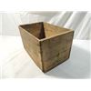 Image 1 : ANTIQUE VINTAGE WOOD FRUIT CRATE CELERY
