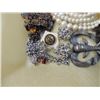 Image 2 : VINTAGE JEWELRY LOT  CHECK IT OUT!!