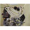 Image 3 : VINTAGE JEWELRY LOT  CHECK IT OUT!!