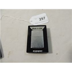 2015 ZIPPO LIGHTER CHROME NEW IN BOX