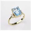 Image 2 : Vibrant FINE emerald cut Aquamarine and Diamond  ring with approx. 3.00 carat Aquamarine and 4  roun
