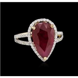 5.36ct Ruby and Diamond Ring - 14KT Yellow Gold