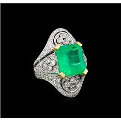 6.42ct Emerald and Diamond Ring - 18KT White Gold