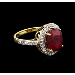 4.80ct Ruby and Diamond Ring - 14KT Yellow Gold