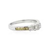 Image 1 : 14KT White Gold 0.74ctw Diamond Ring