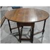 Image 2 : Victorian Oak Barley Twist Gateleg Oval Table