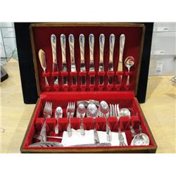 56 pc Oneida Tudor Plate Flatware Set in Canteen