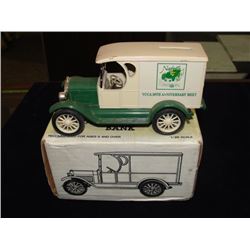 Ertl Die Cast Bank 1923 Chevy 1/2 Ton Truck w/Box