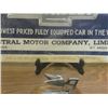 Image 2 : 1929-1931 Chevrolet Bus Advertising Sign