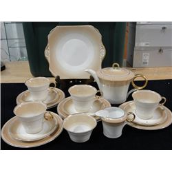 18 pc Art Deco Shelley Teaset