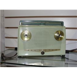 Vintage RCA Radio