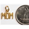 Image 2 : #18-10K YELLOW GOLD "MOM" PENDANT (0.48G)