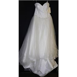 WHITE LACE COVERED STRAPLESS CORSET BACK WEDDING