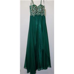 EMERALD GREEN ZIPPER BACK GOWN WITH