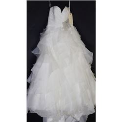 WHITE RUFFLED SKIRT LACE WEDDING DRESS