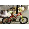 Image 1 : KIDS HOT WHEELS RACING TEAM BIKE WITH GUARD