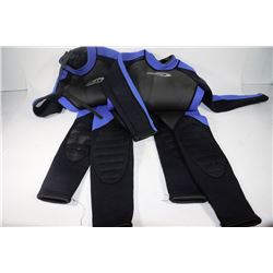LOT OF 2 KIDS WET SUITS BOTH SIZE MEDIUM