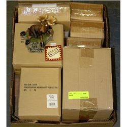 FLAT OF GIFT SHOP FIGURINES