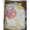 Image 1 : FLAT OF DOILIES