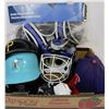 Image 1 : FLAT WITH ASSORTED SPORTS SOUVENIRS & EQUIPMENT