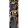 Image 1 : CRAFTSMAN 10" DRILL PRESS ON STAND